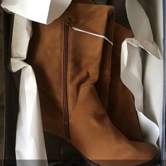 RESTOCKED!! NELLIE BOOTS COGNAC - Picture 10 of 11